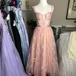 NWT Pink Floral Embroidered Tulle Long Tea Length Gown or good for shorties
